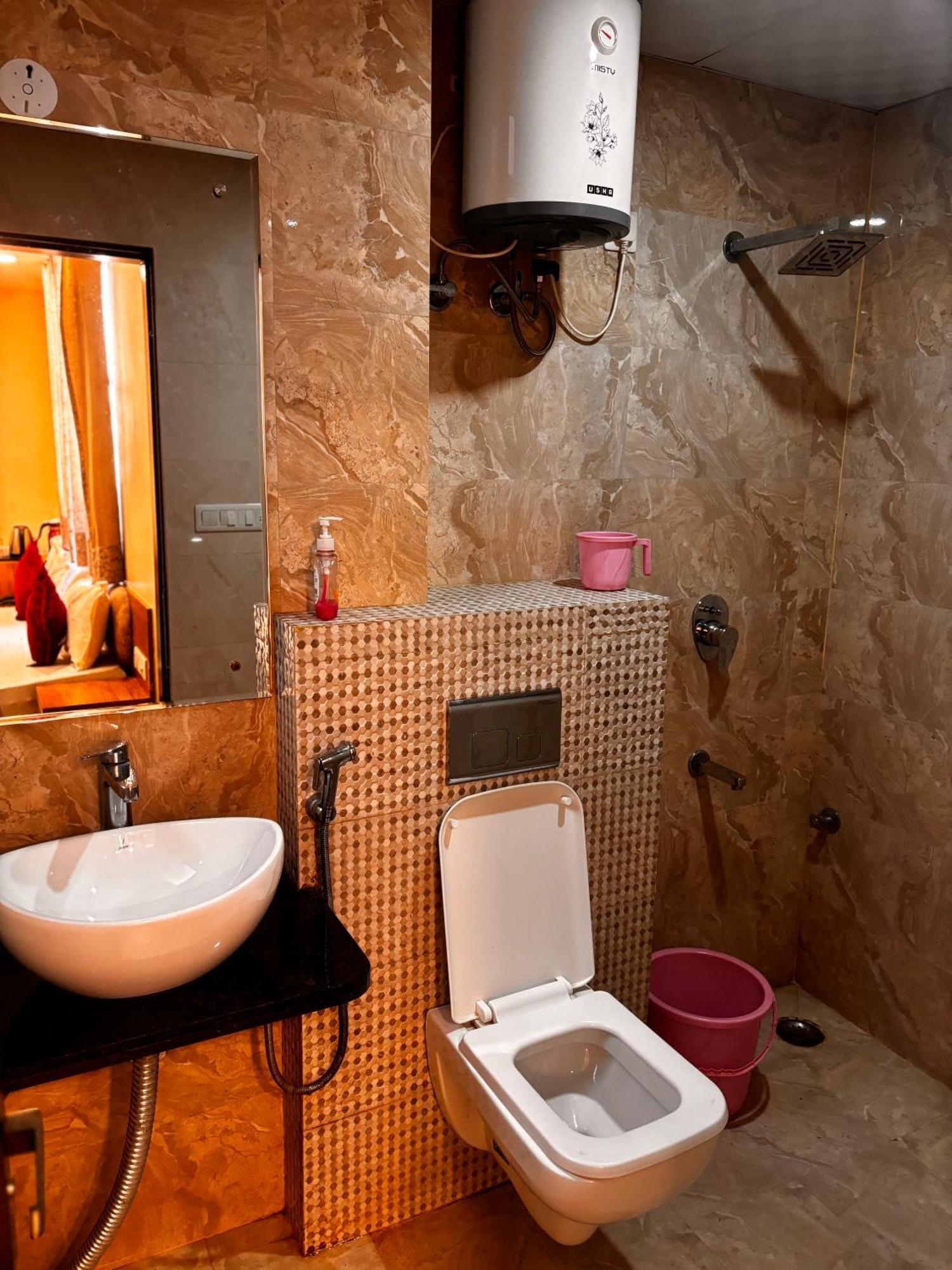 Hotel Gulabi Nagri, Malviya Nagar, Dźajpur Zewnętrze zdjęcie
