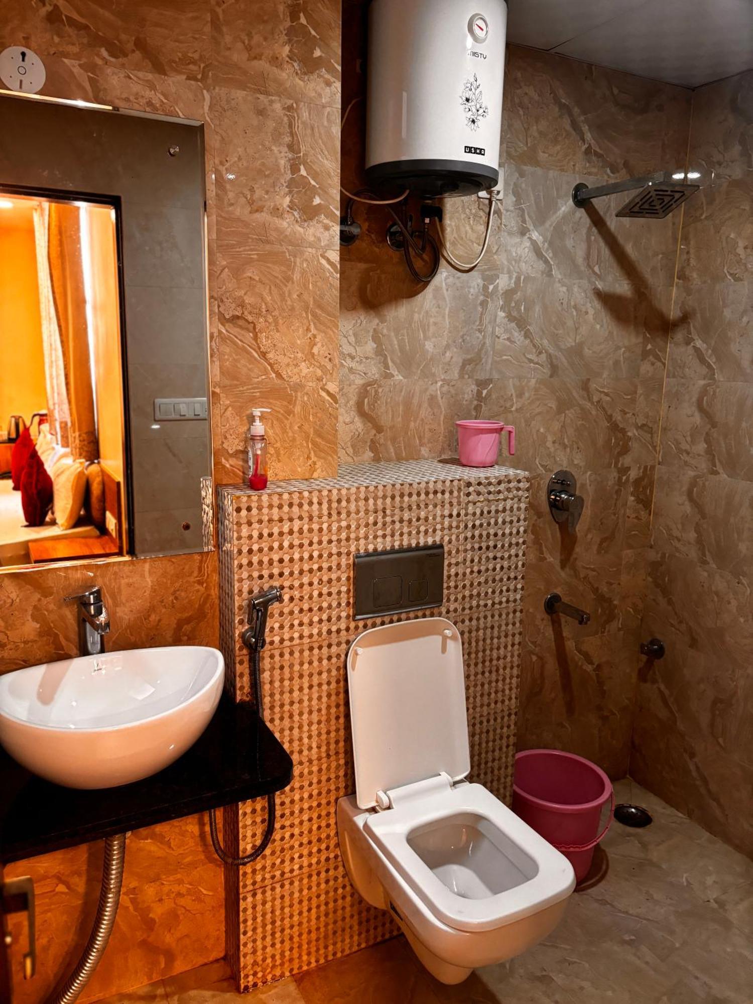 Hotel Gulabi Nagri, Malviya Nagar, Dźajpur Zewnętrze zdjęcie