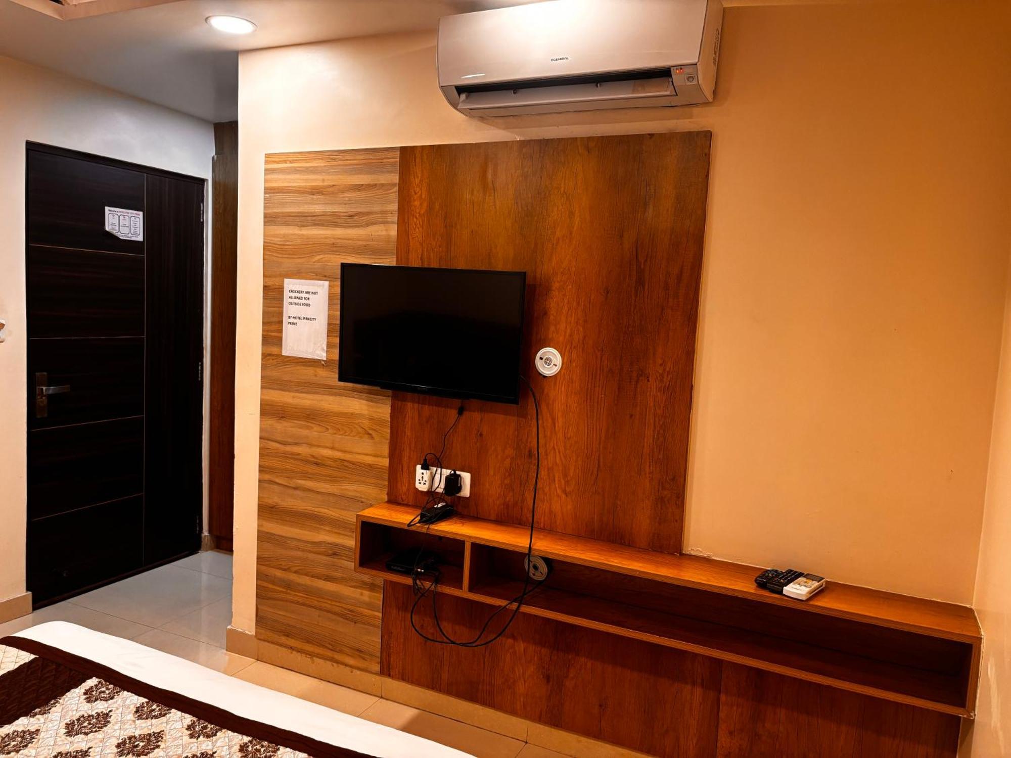 Hotel Gulabi Nagri, Malviya Nagar, Dźajpur Zewnętrze zdjęcie