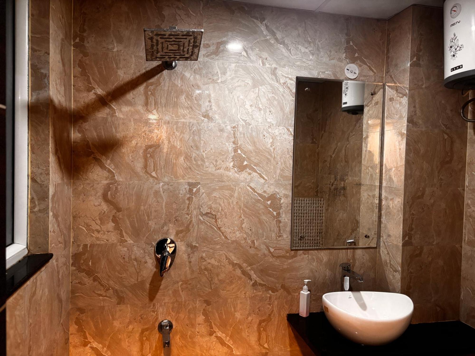 Hotel Gulabi Nagri, Malviya Nagar, Dźajpur Zewnętrze zdjęcie