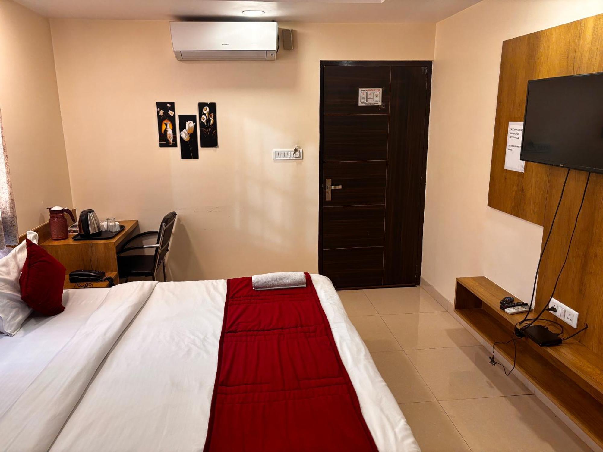 Hotel Gulabi Nagri, Malviya Nagar, Dźajpur Zewnętrze zdjęcie